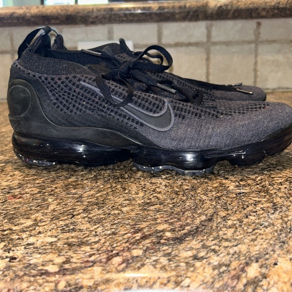 Nike VaporMax 2021 Anthracite size 9.5 men’s - Picture 4 of 8